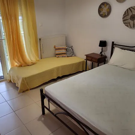 Pefkari Holiday home *